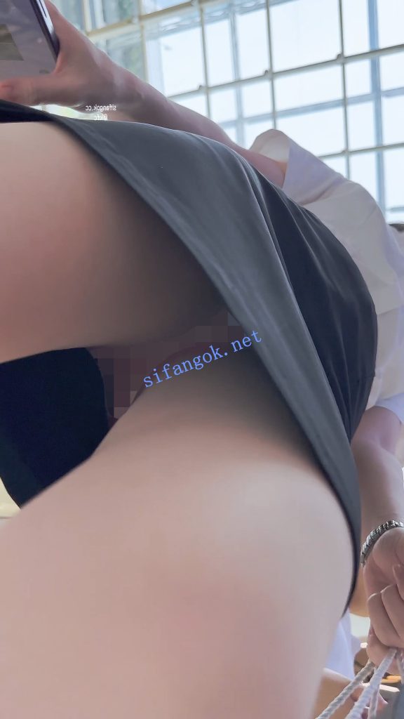 【KFC】前台OL中午吃饭·制服短裙肉色丝袜·红色内内前后CD【1V】【553M】 8 【KFC】前台OL中午吃饭·制服短裙肉色丝袜·红色内内前后CD【1V】【553M】 8