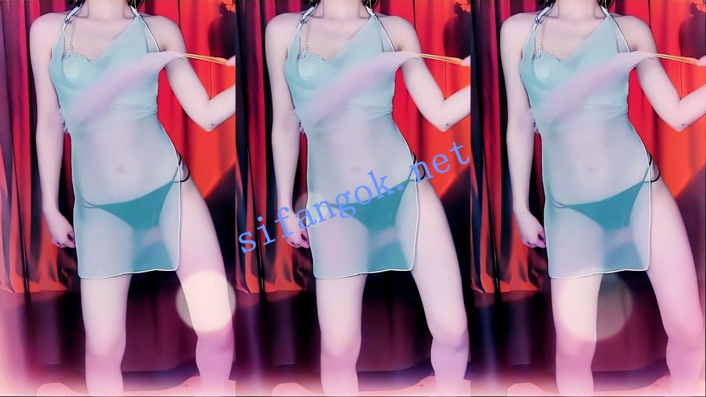 CC 长腿允西-2 微露B毛 丁字裤 半脱内裤大尺度骚舞诱惑 4V【4V】【273M】 5 CC 长腿允西-2 微露B毛 丁字裤 半脱内裤大尺度骚舞诱惑 4V【4V】【273M】 5