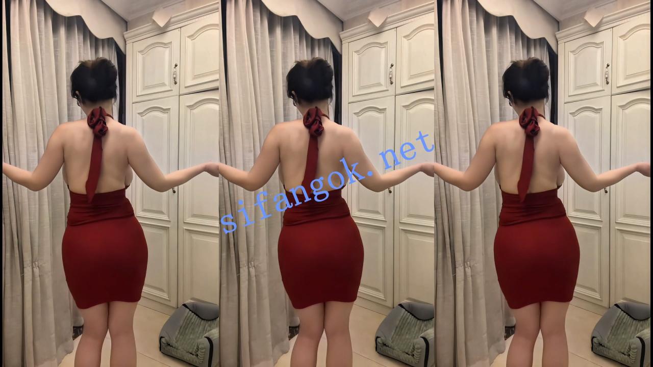 【抖音】成都朵朵 80万粉丝网红主播，H杯巨乳真空诱惑 12