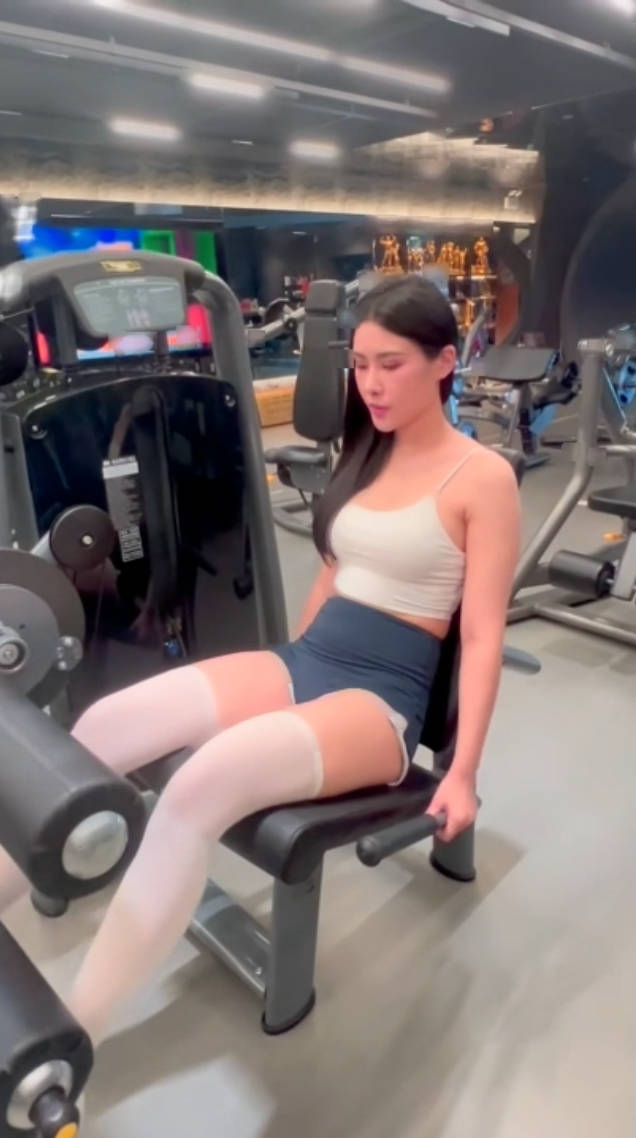 ✅良家约炮大神-2 瑜伽教练 啪啪做爱 3P狂操 口交等 1