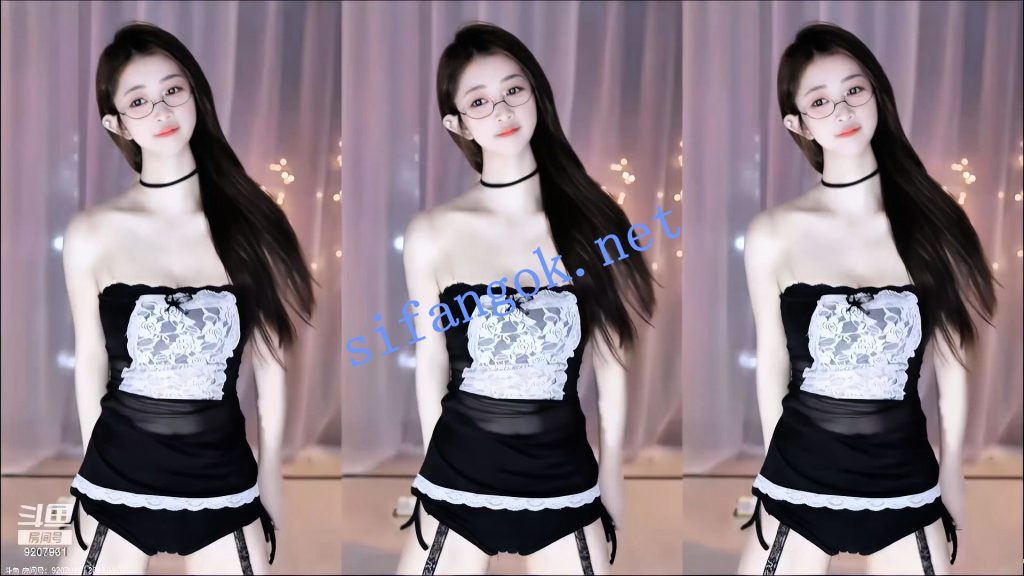 【斗鱼】小淼 小软软轻熟诱惑，齐逼小短裙狂漏内尺度奔放【8V】【831M】 1