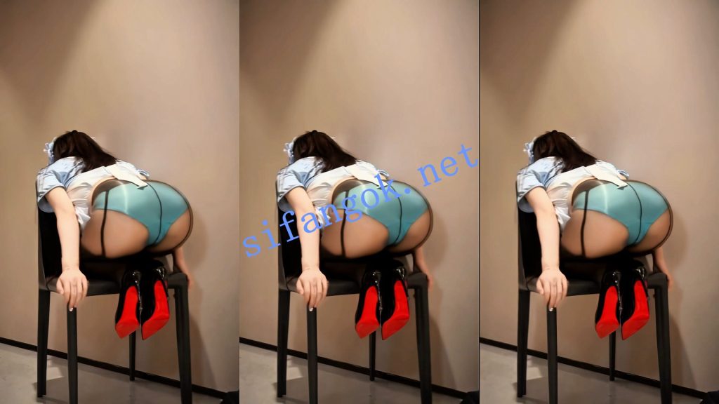 【抖音】超蓝布罗莉 300万粉丝大网红 大尺度骚舞定制9V【9V】【1.02G】 13