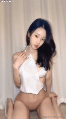 【OF BJ 徐雅】完美身材 大尺度露奶透奶 极限拉扯 超性感 3