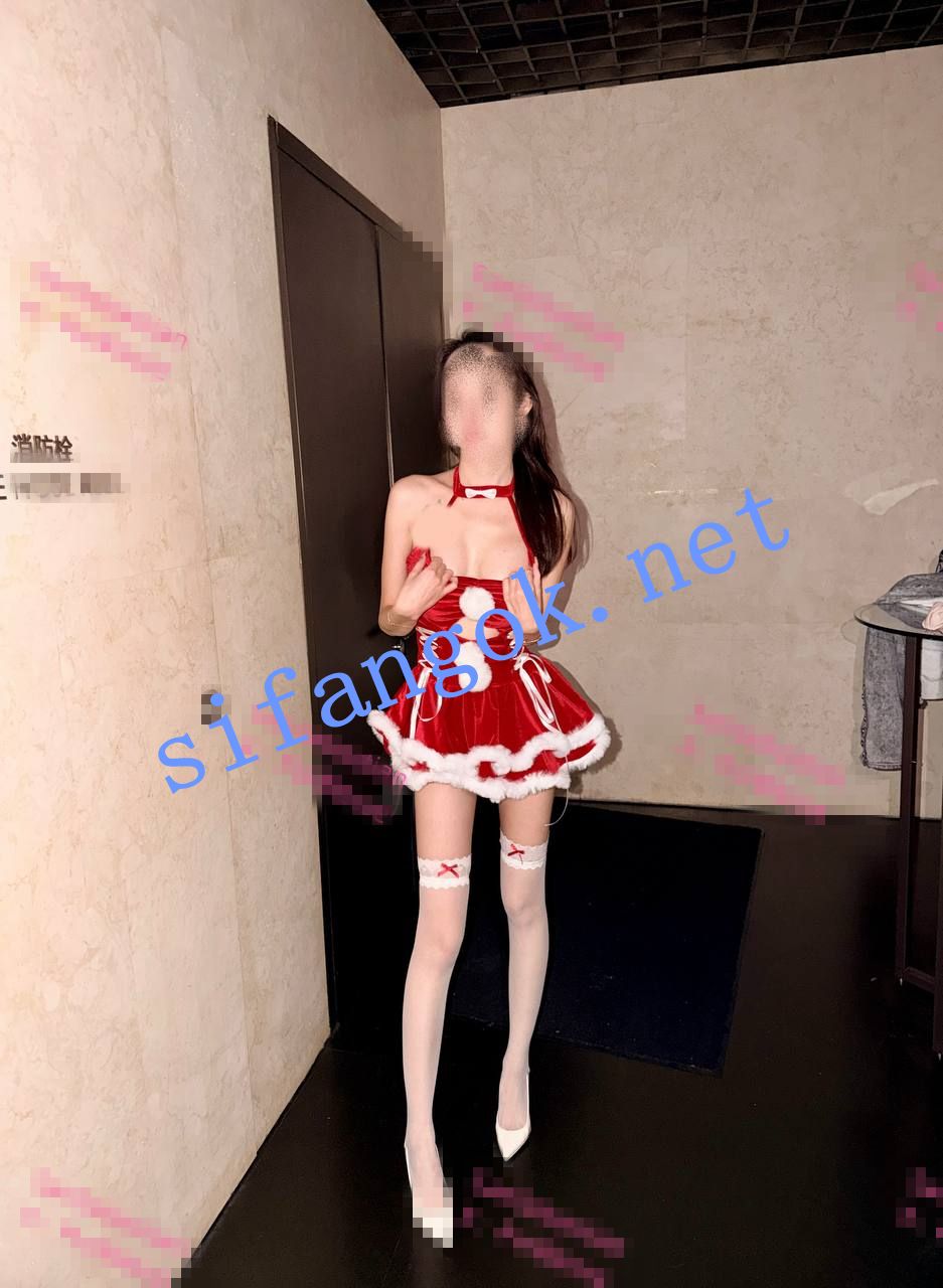 北京夫妻【SanSebastian】日常分享颜值淫妻和男单高价福利 16