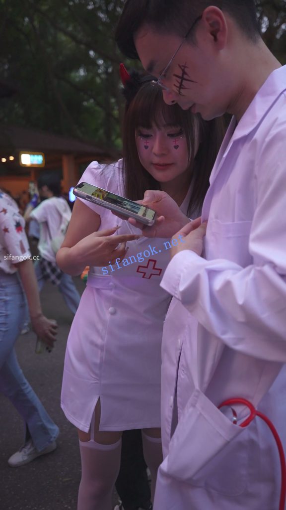 (BC-AA-656)护士服吊带白丝美女..趁乱开闪CD..白内正面露黑色【1V】【472M】 2
