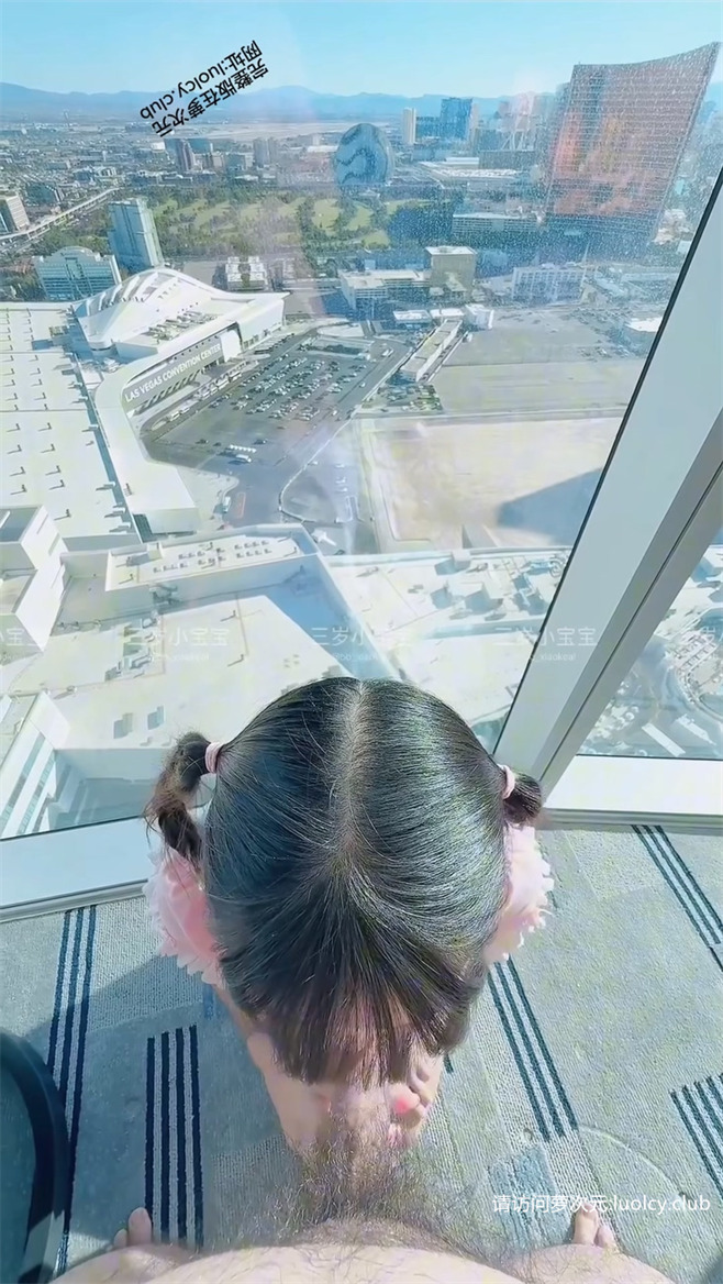 三岁小宝宝 – 新作 10分钟 双马尾白虎萝莉 天台啪啪 【1V-750MB】 6