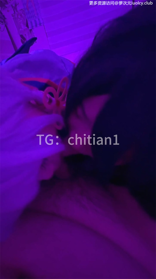 池甜@chitian1 – 新作 20分钟 【Cos狂三+绫华魅魔+桃乐丝】【5V-905MB】 9