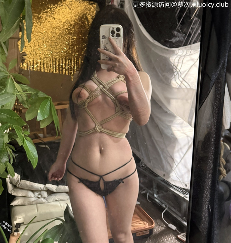 小怡奈奈 – 新作 [300门槛] 15分钟 [Tg更新] 大奶萝莉自慰潮吹白浆订阅 [9P30V-162MB] 2