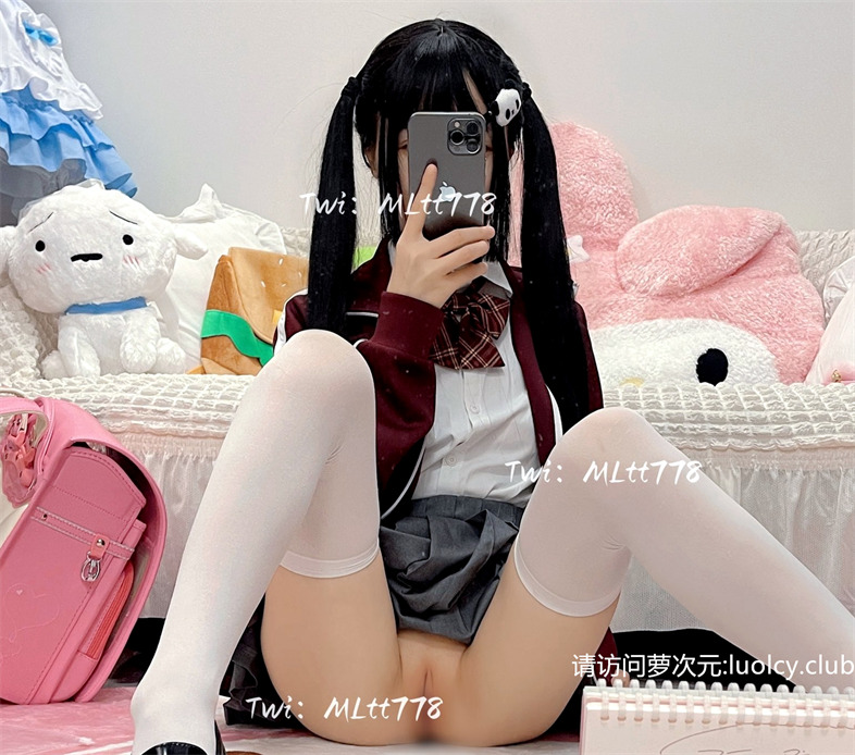 咬耳朵@wy25390914 – 【158门槛】22分钟 顶级双马尾白虎萝莉 【6P11V-1.11G】 4