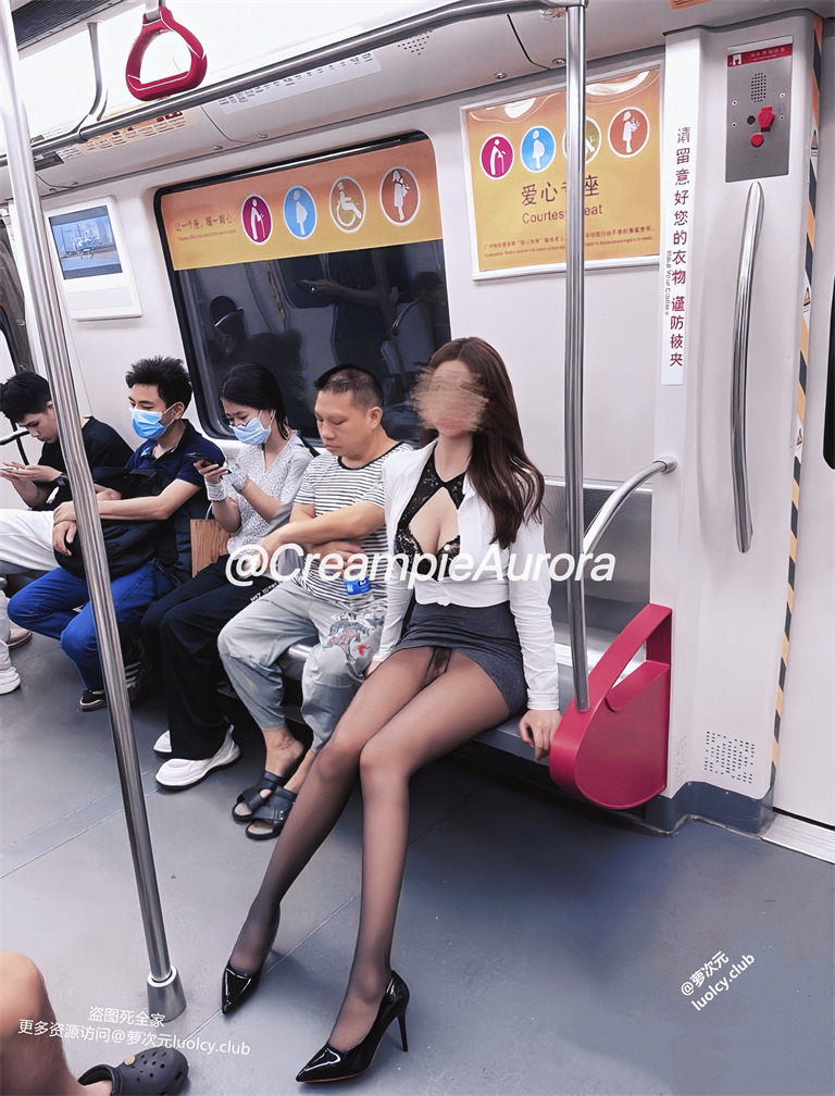 阿罗拉 – 29分钟 顶级九头身反差婊 人前露出福利姬订阅 【113P60V-2.04G】 7