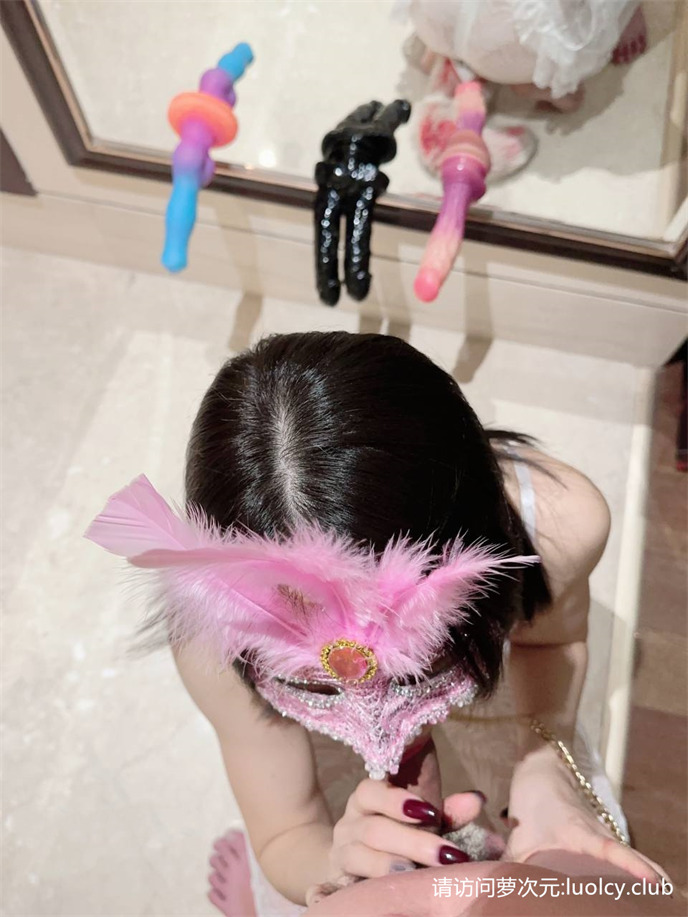 依然 – 【含新增】18G合集 【暴力阴道扩张3P,SM捆绑露出喝尿】【1717P372V-18.39G】 18