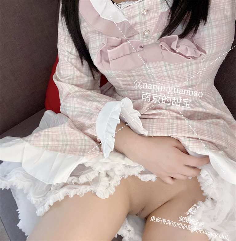 甜宝呀 – 双马尾酥胸白虎萝莉福利订阅 【199P4V-478MB】 3