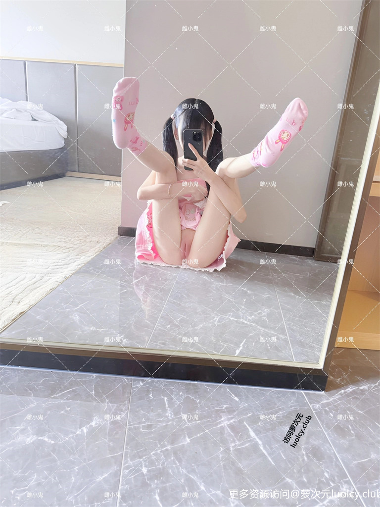 小淫酱@mengquanyouyou – 【288门】顶级白虎双马尾萝莉 【29P15V-182MB】 4