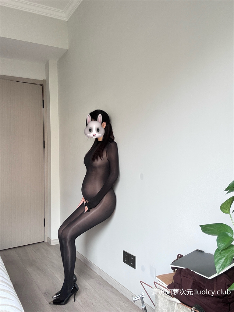 牙牙 – 极骚孕妇 裸舞 定制顶胯裸舞视图 【28P36V-5.91G】 8